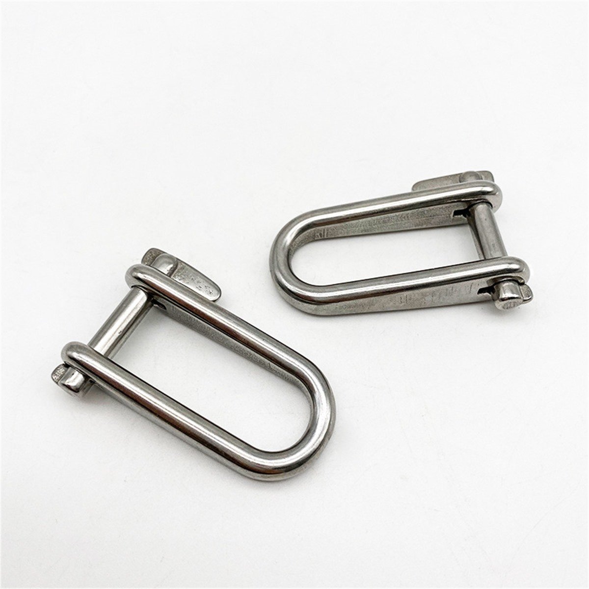 304/316 Stainless Steel Key-Pin Shackle for Marine Rigging - detail view 1